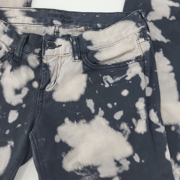 Bebe Bleach Splash Jeans - Picture 5 of 7